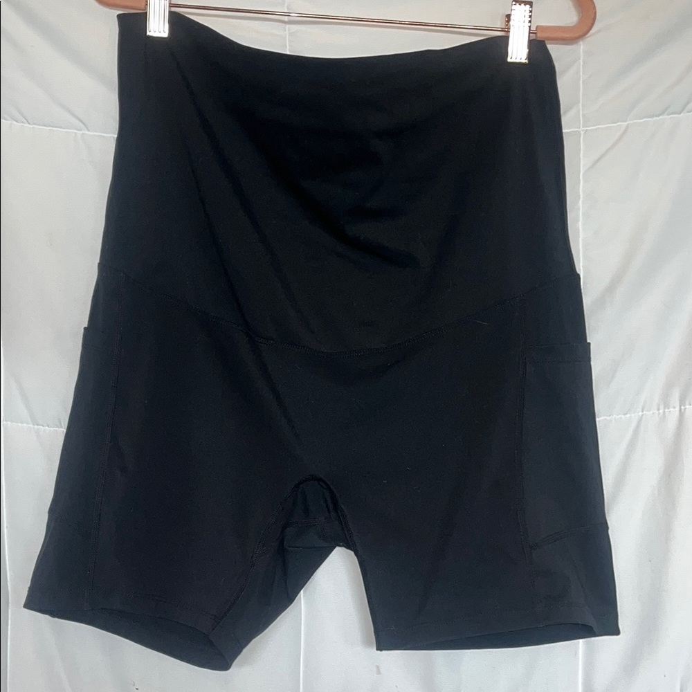 Posh Divah Maternity Women's Black Biker Shorts size Large